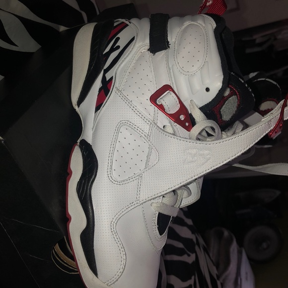 Jordan Retro 8 - Picture 2 of 3